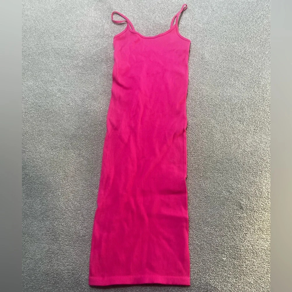 Pretty Little Thing Ribbed Body Contour Maxi Dress Hot Pink Size Small